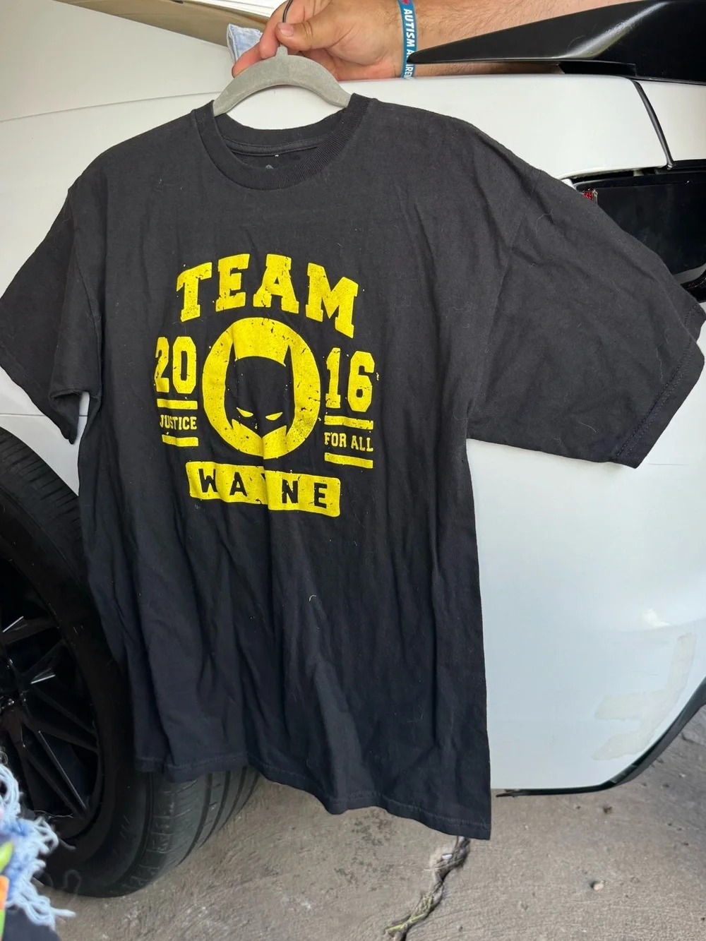 Batman v Superman: Dawn of Justice “Team Wayne” T-Shirt Size Medium